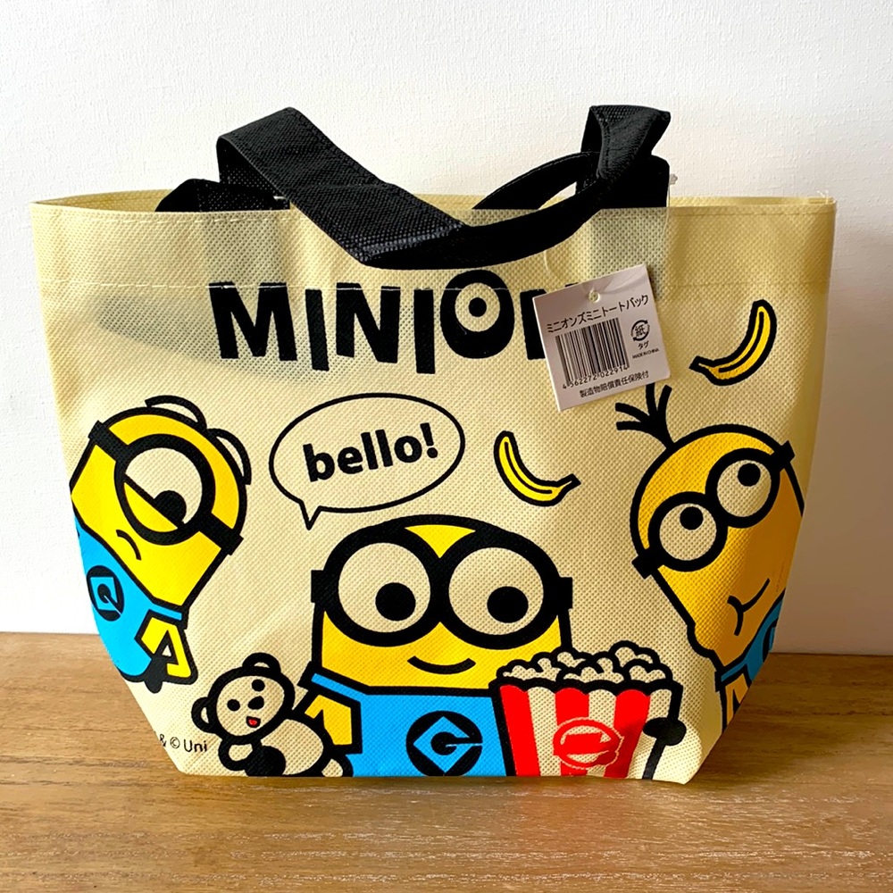🍄imported from Japan minions purse
